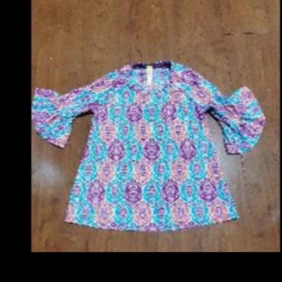 2#Boutique dress and bell sleeve top - Picture 3 of 6